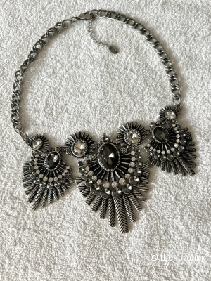 Колье ZARA. INT One size