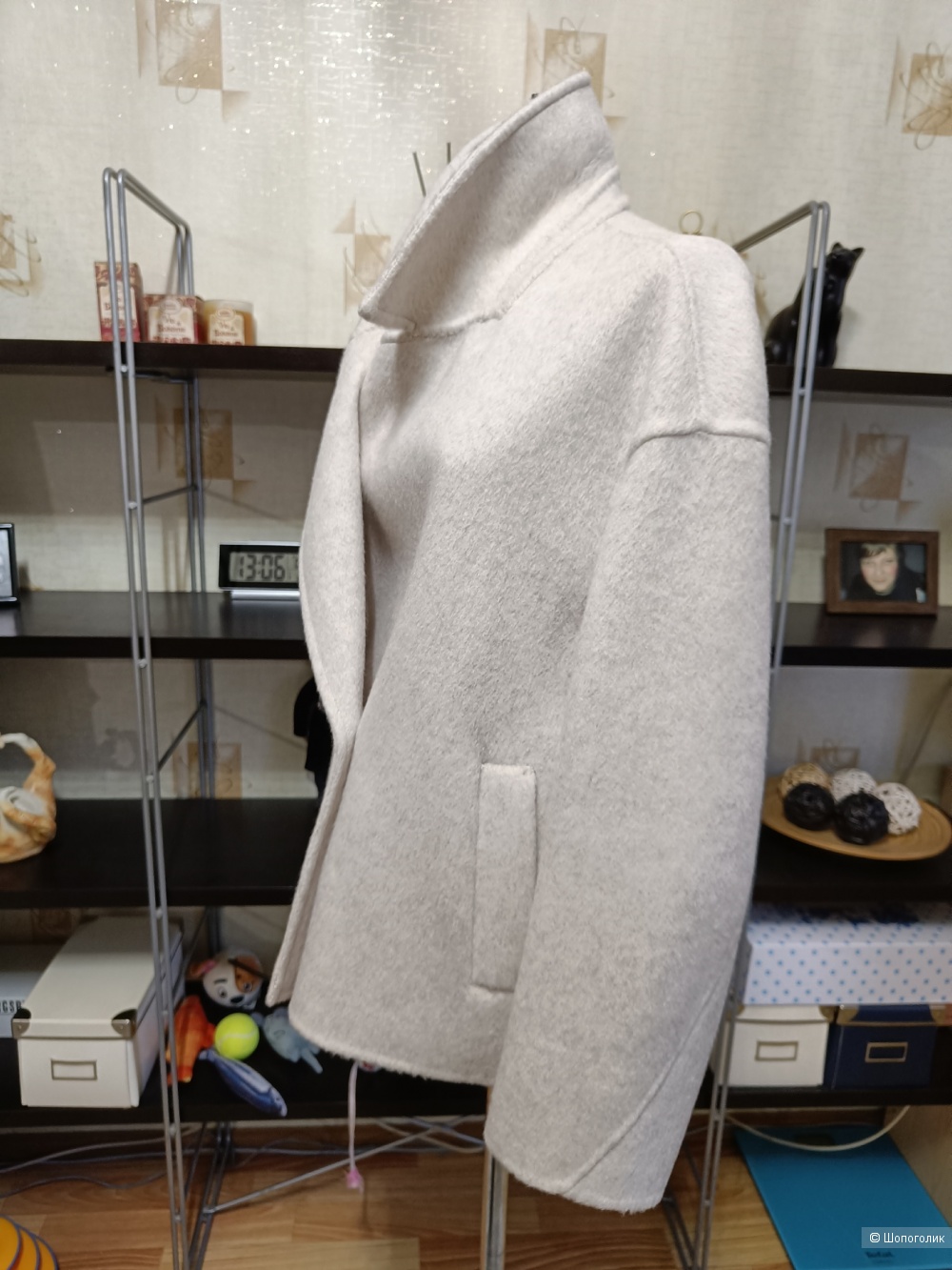 Пальто из 100% шерсти Sentubila. Размер: 46-48