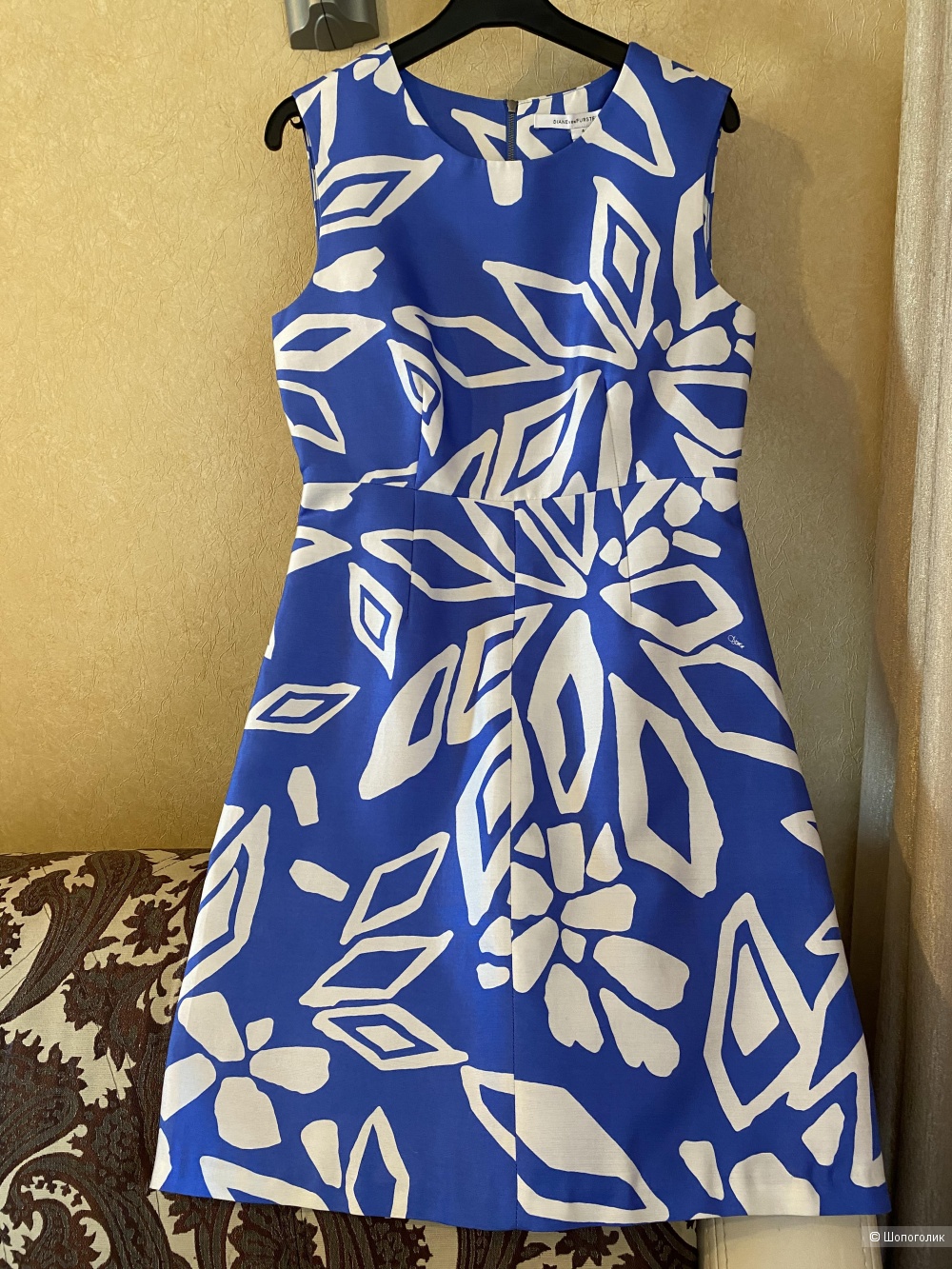 Платье DVF 42р.