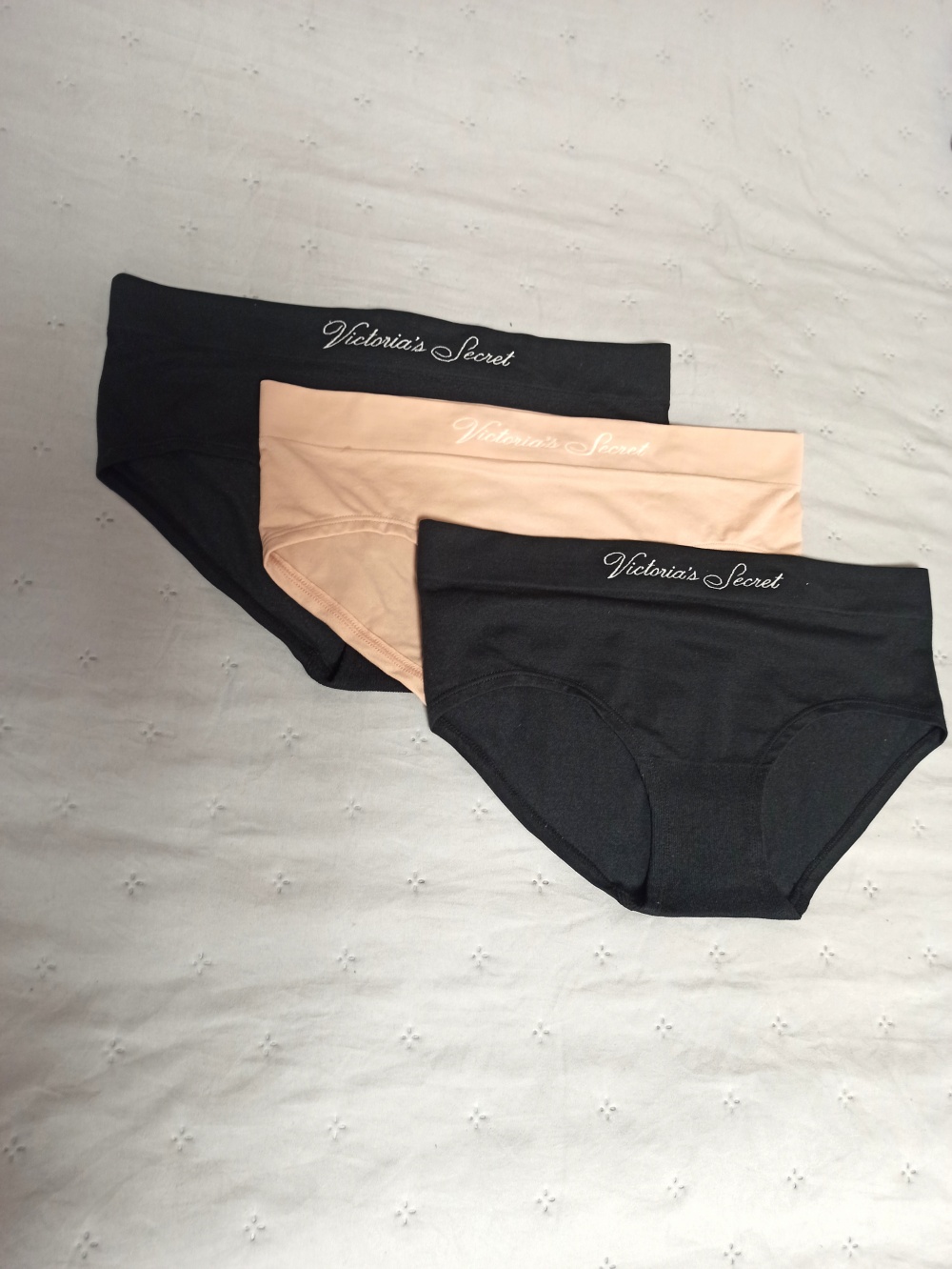 Набор трусиков Victoria's secret, M