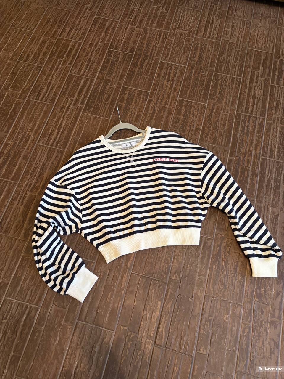 Свитшот/ тельняшка от Bershka, размер S.