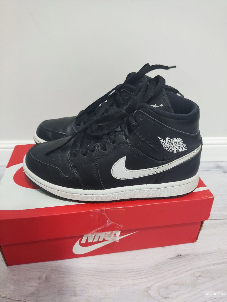 Кроссовки Jordan Air Jordan 1 Mid 37.5 размер