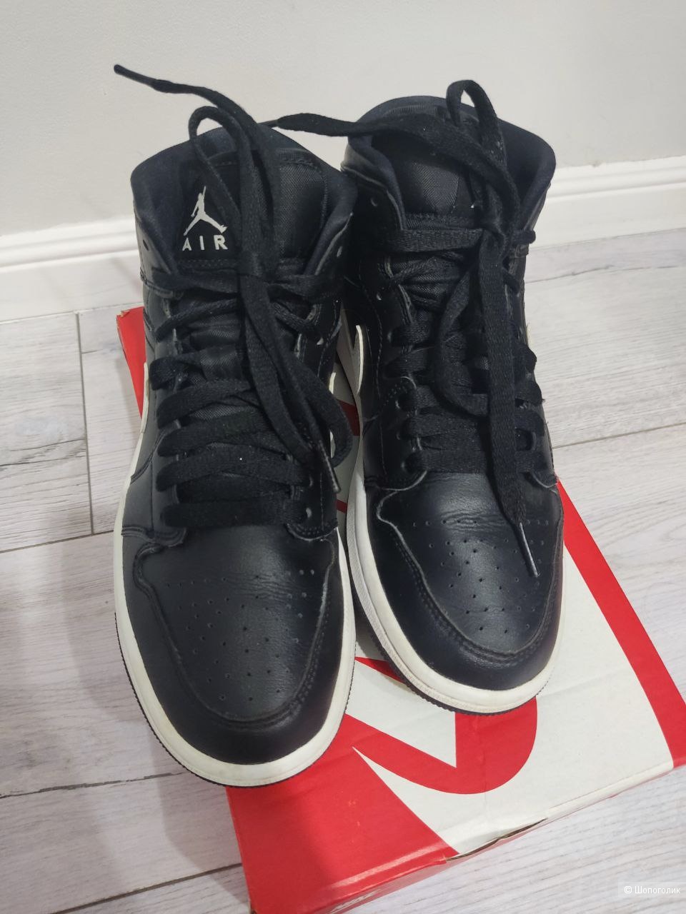 Кроссовки Jordan Air Jordan 1 Mid 37.5 размер