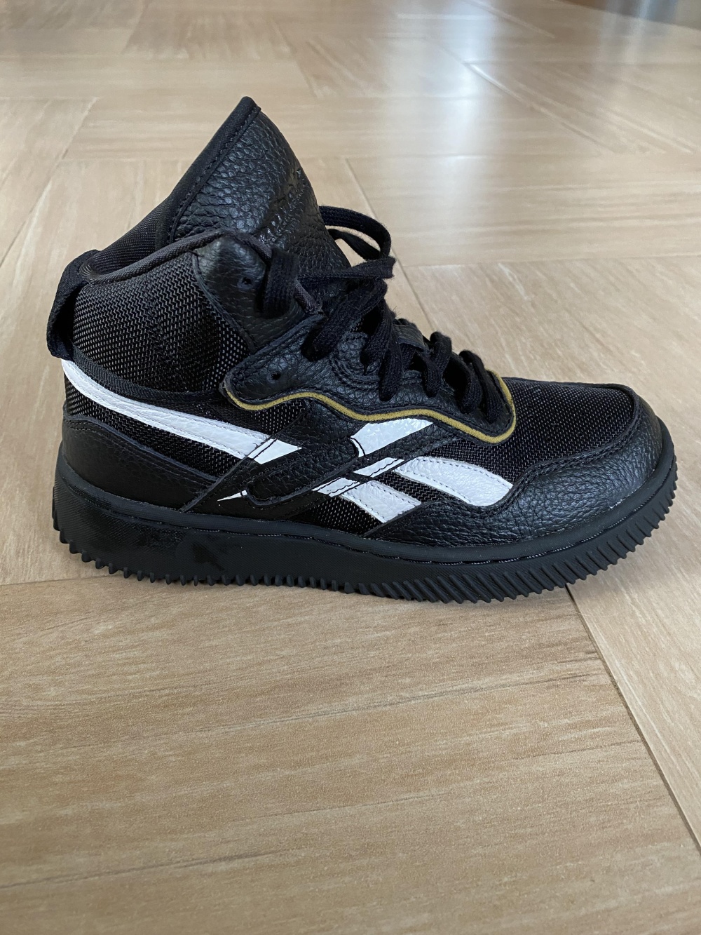 Кроссовки Reebok x Victoria Beckham 36,5