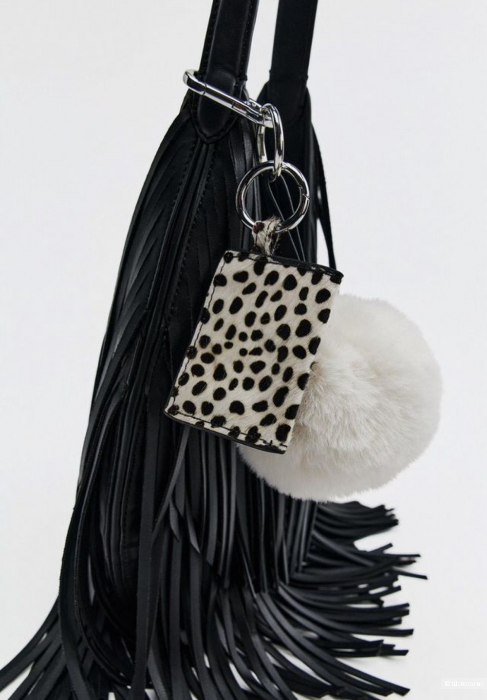 Брелок Zara с кошельком и помпоном