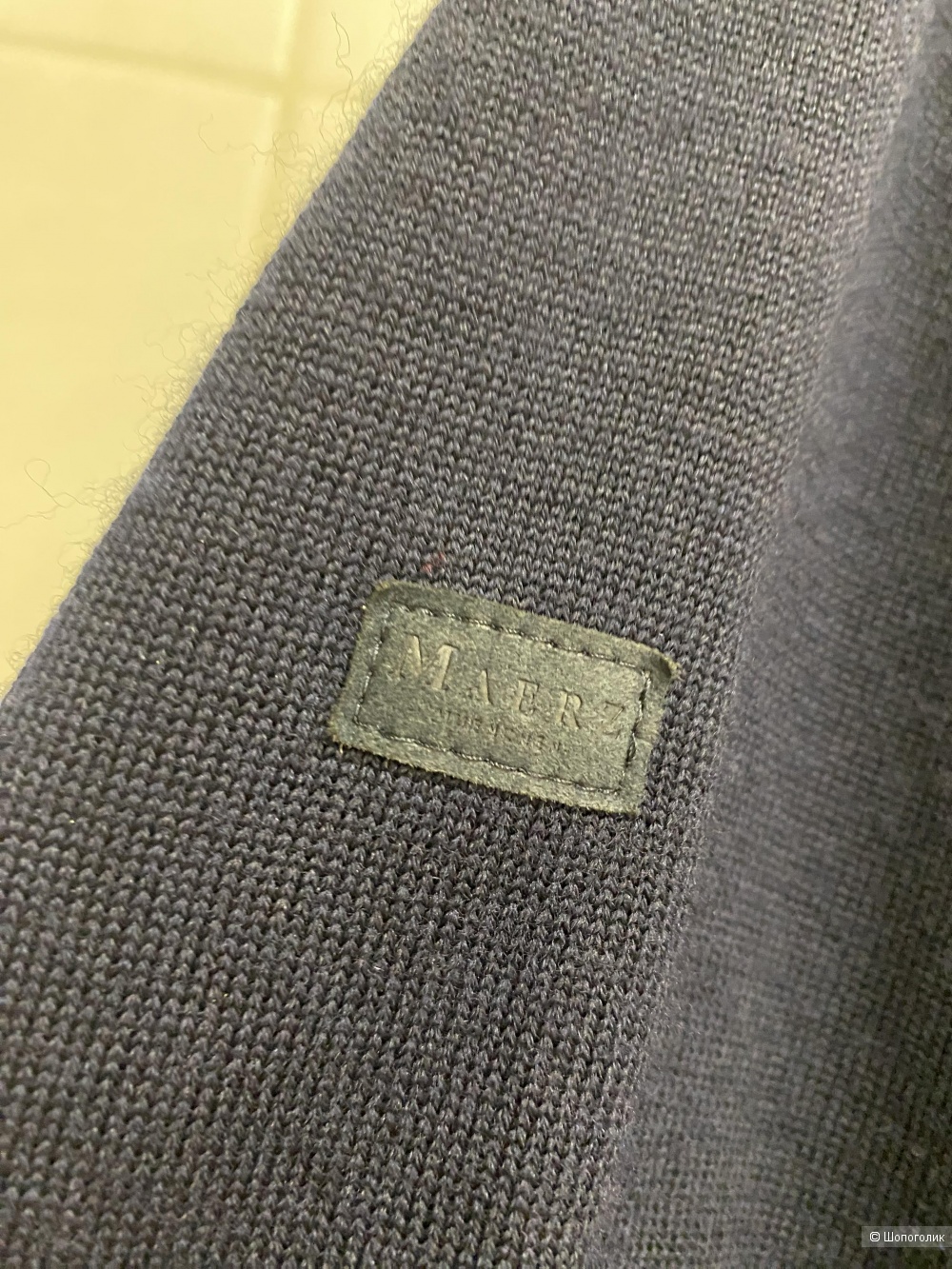 Шерстяной джемпер MAERZ. Размер фирм.52.