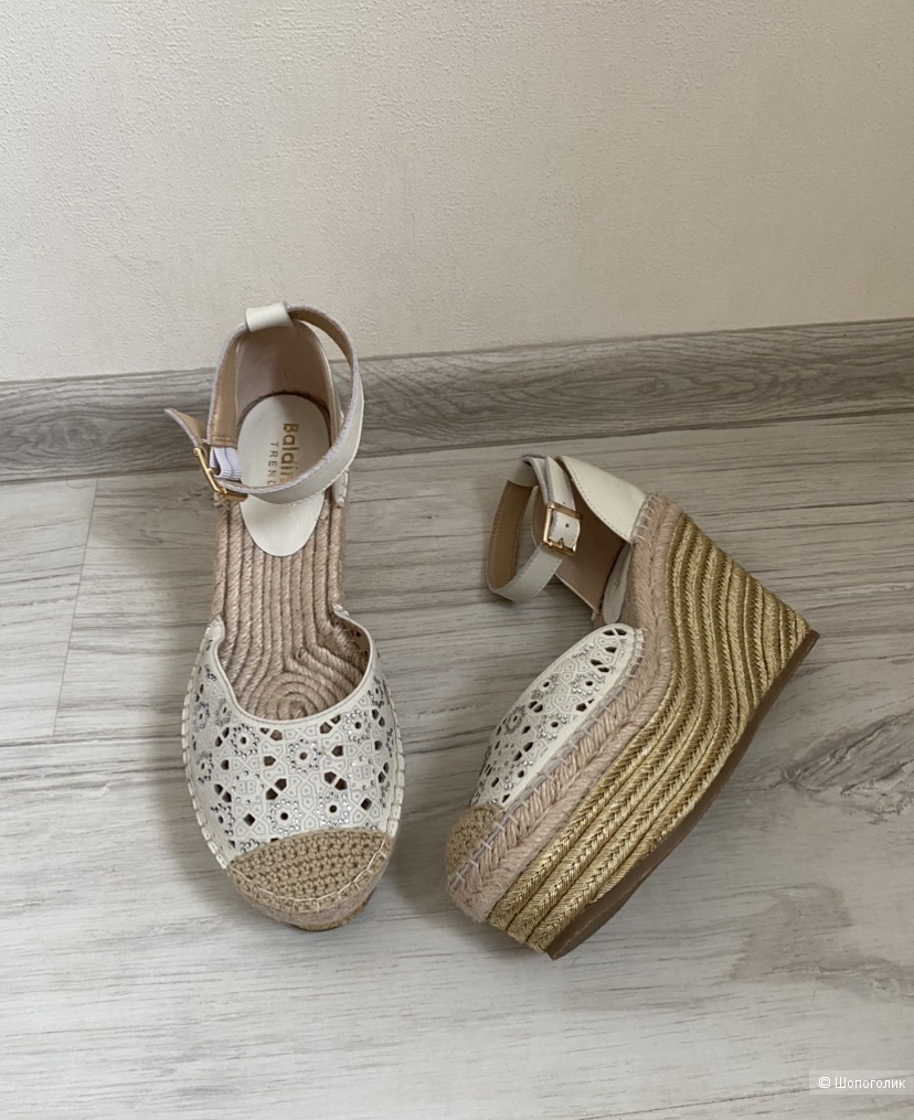 Босоножки Baldinini 38