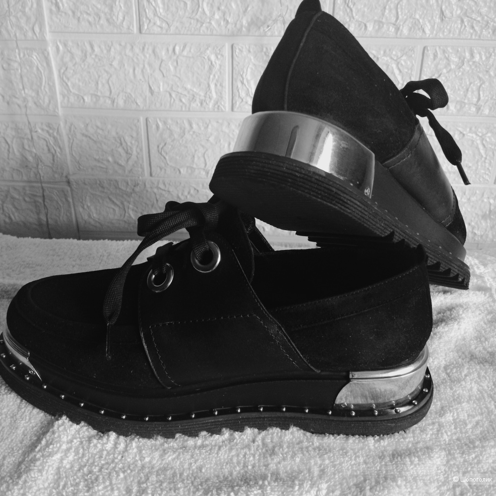 Ботинки ILVI женские 40 размер