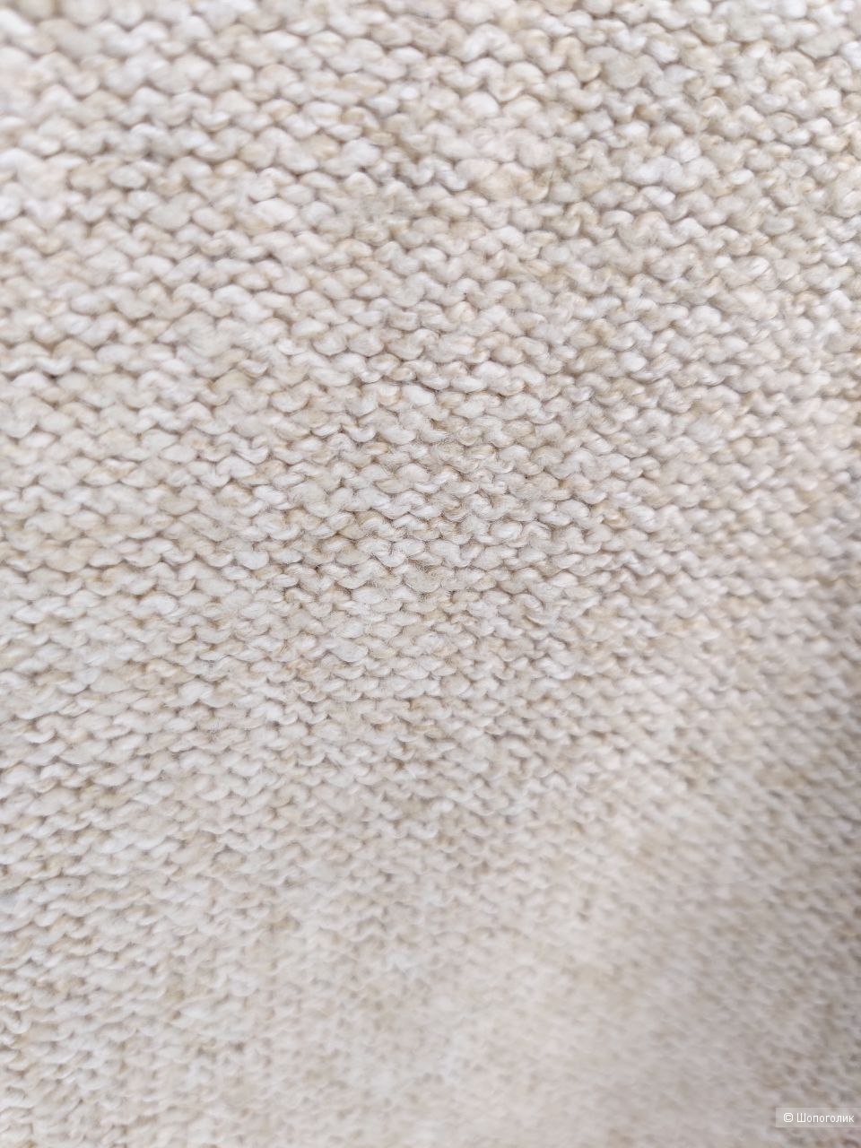 Свитер uniqlo, размер S-XS