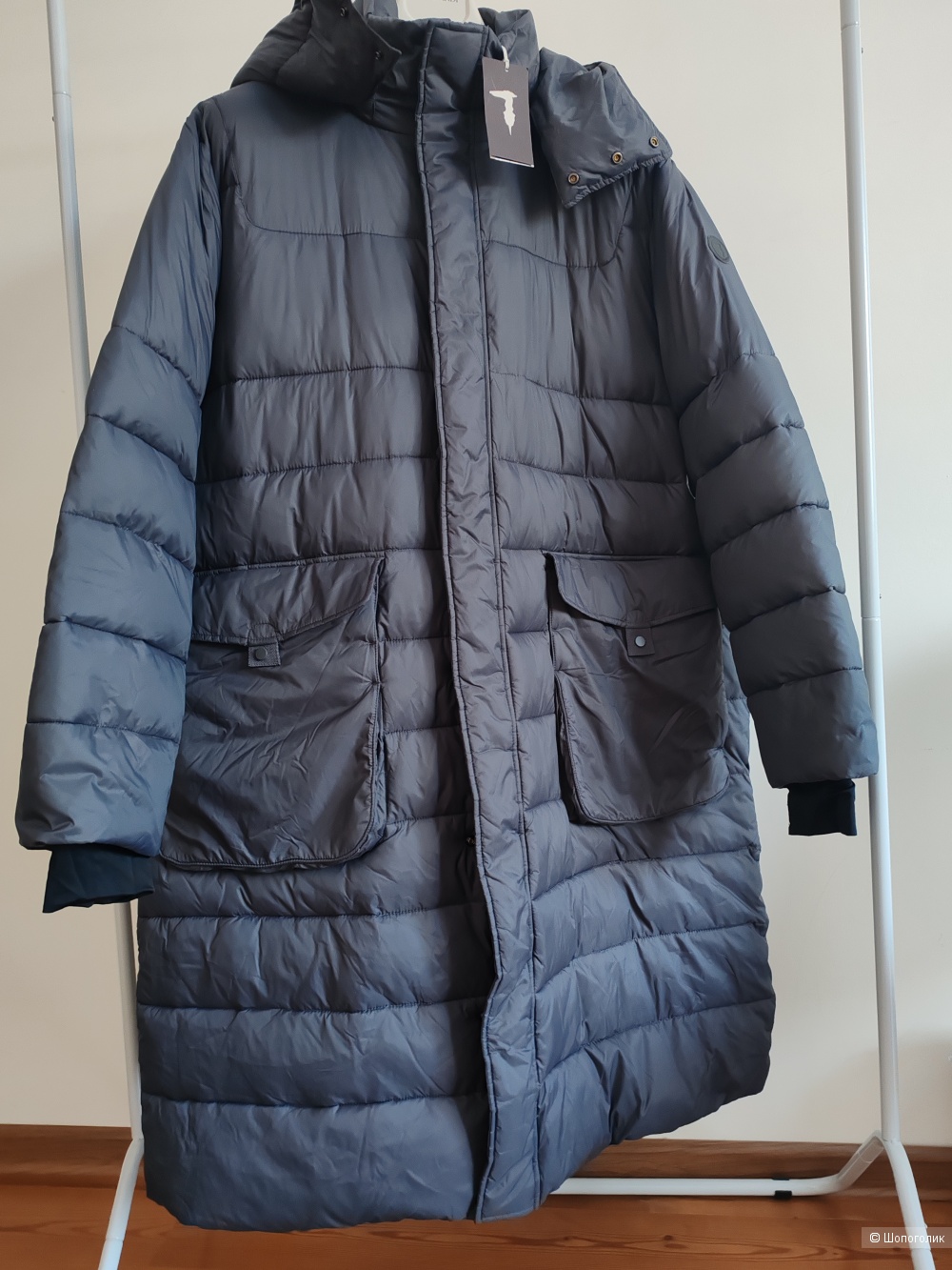 Пуховик Trussardi, размер 56 IT