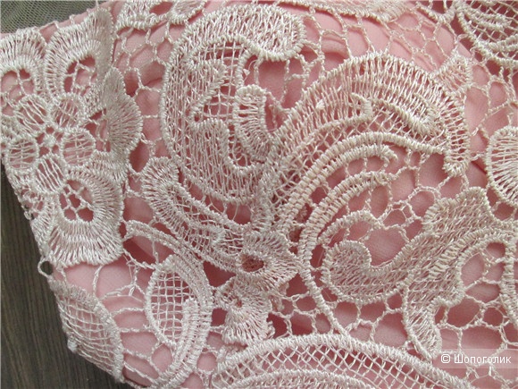 Платье с кружевом, китайский бренд, 42-44