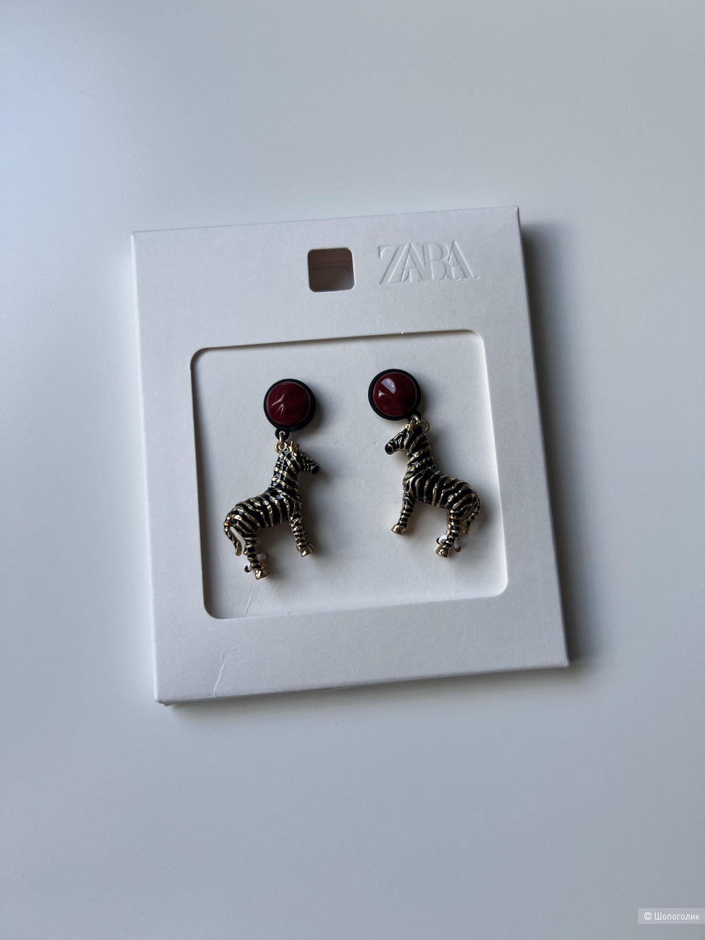 Сережки Zara в форме зебры