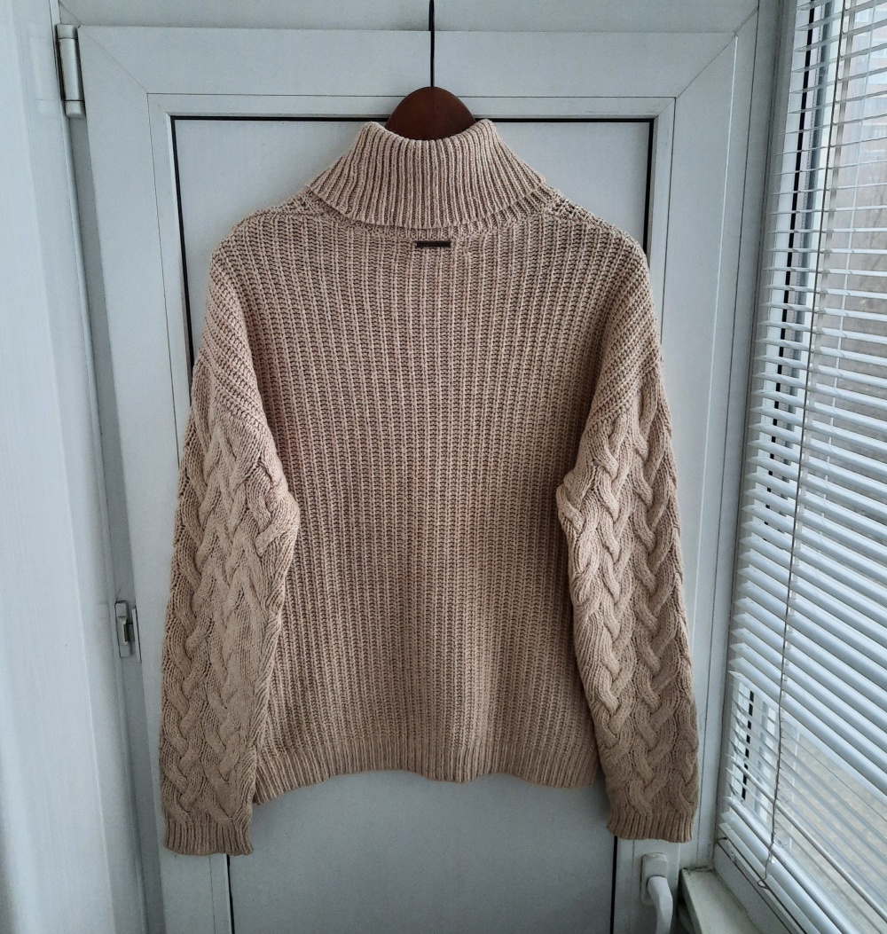 Свитер INA VOKICH , р. M