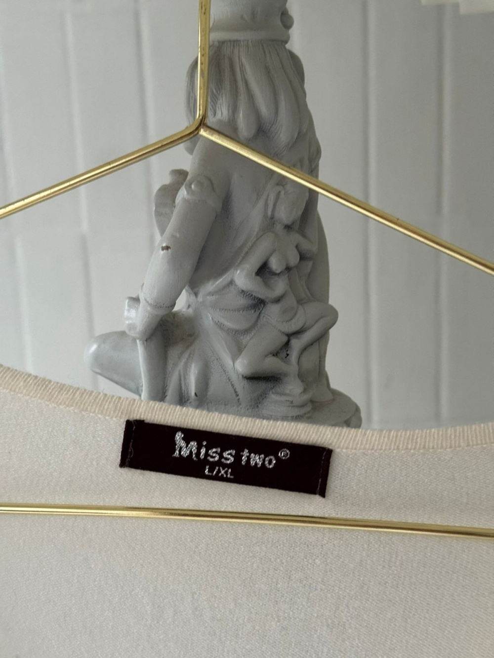 Свитер Miss two размер L - XL