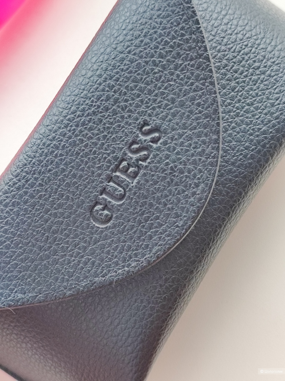 Солнечные очки Guess