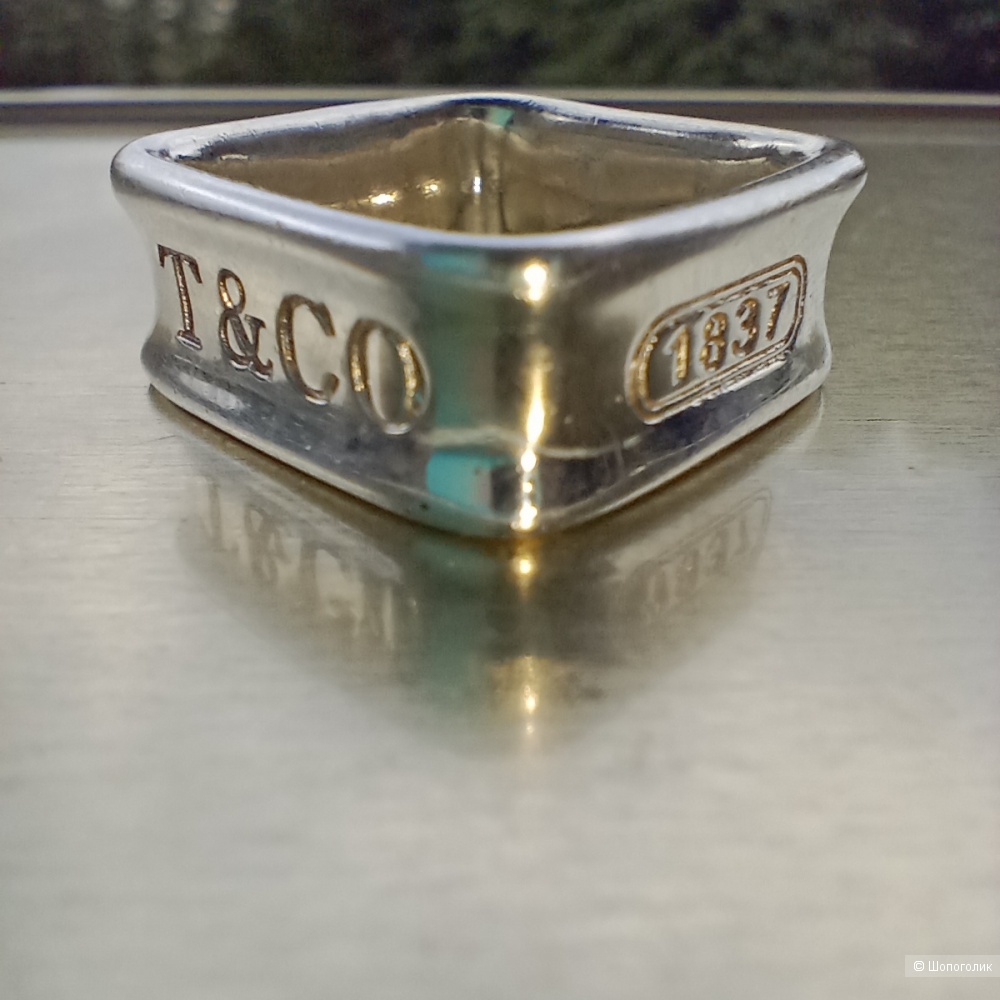 Квадратное серебряное кольцо женское 925 пробы