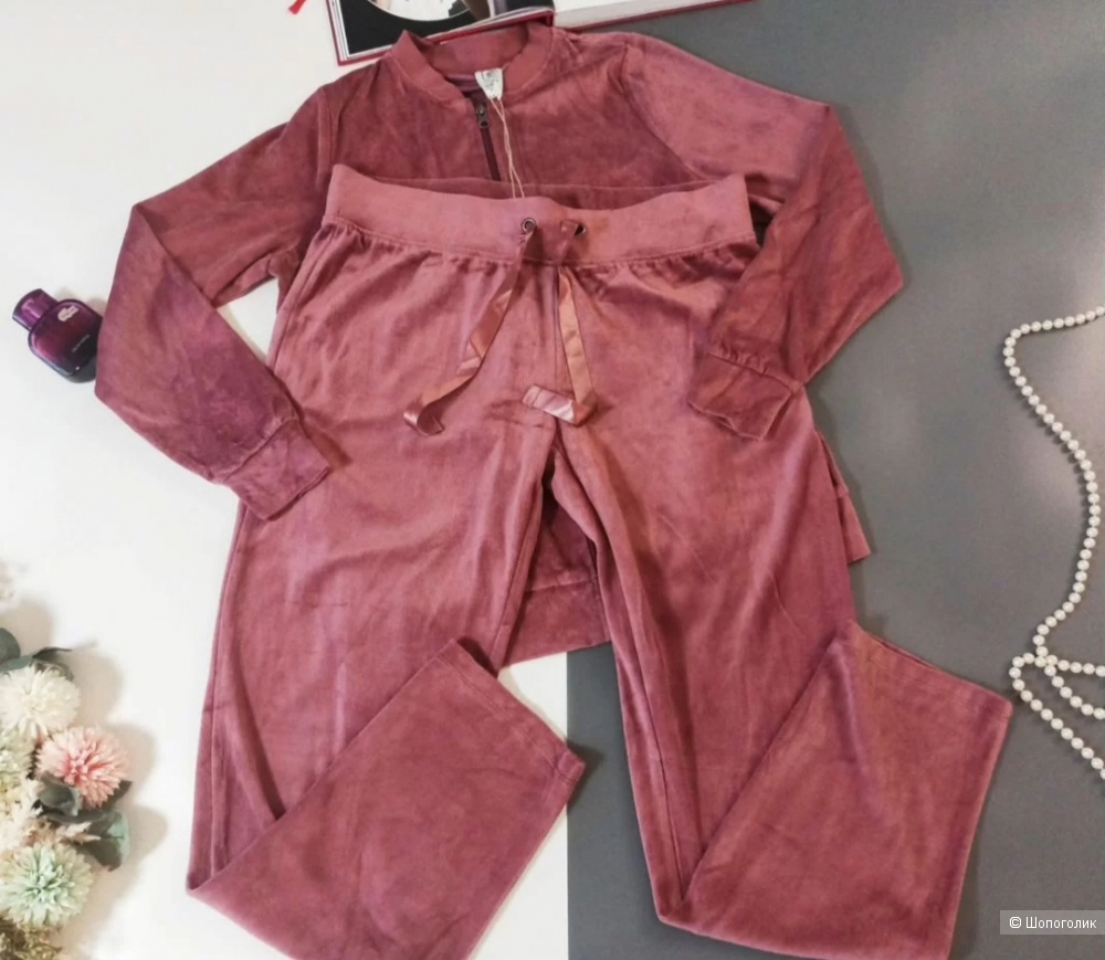 UP2FASHION  Велюровый  костюм 46/48