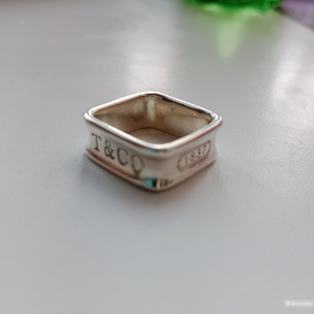 Квадратное серебряное кольцо женское 925 пробы