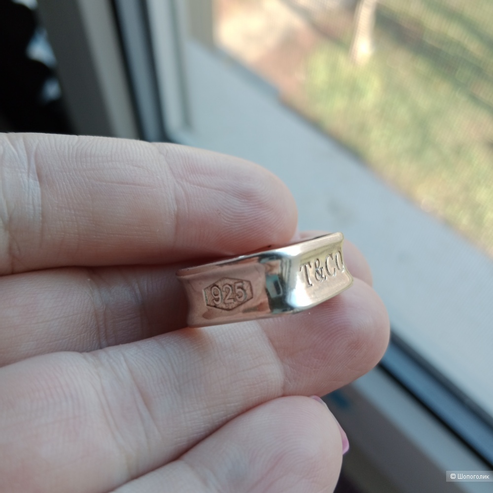 Квадратное серебряное кольцо женское 925 пробы