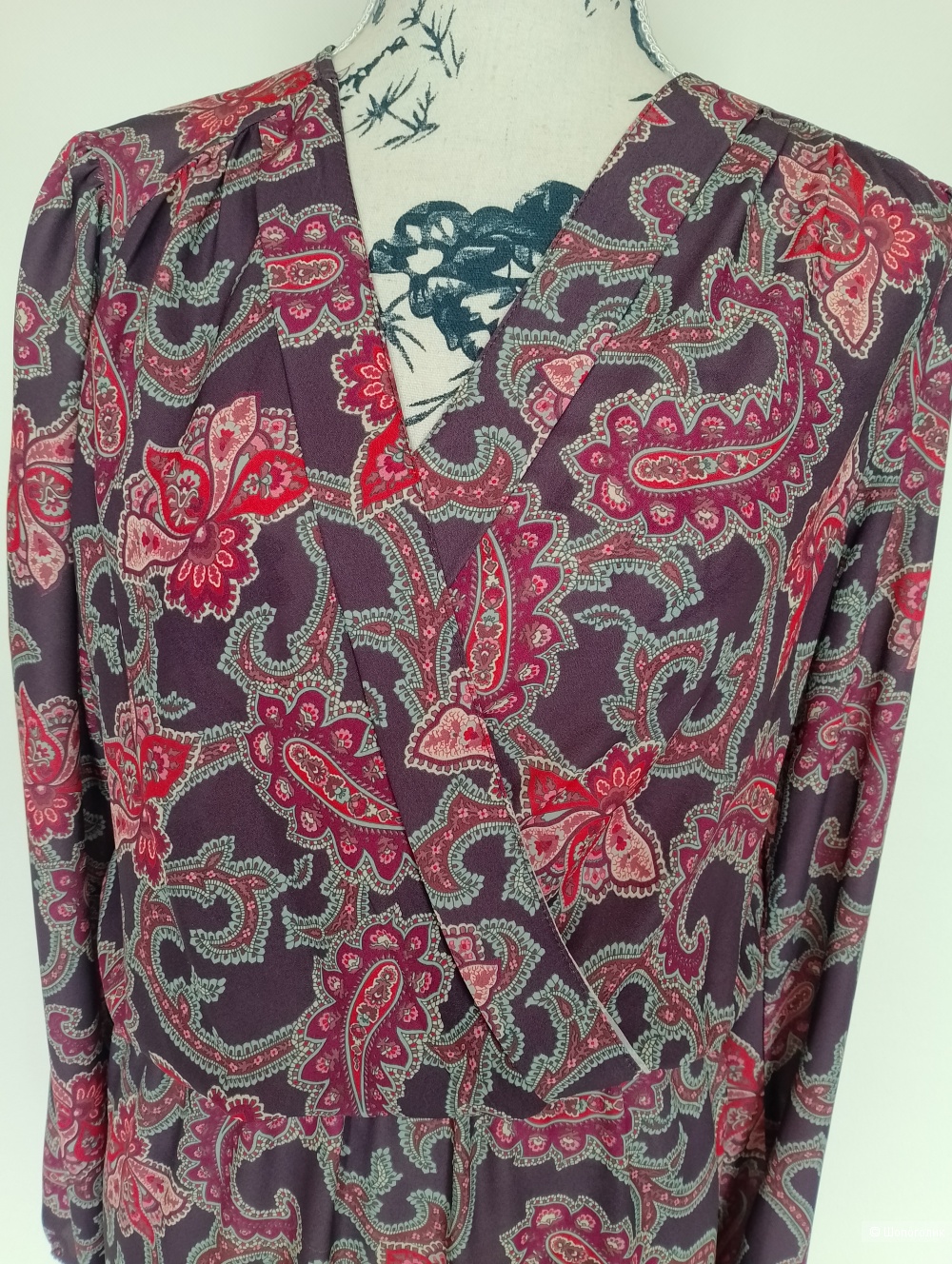 Платье на запахе Love, S