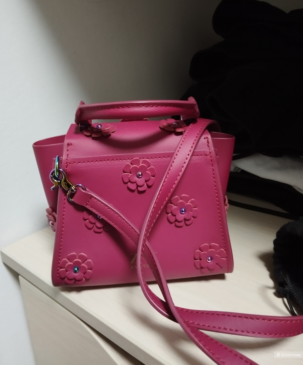 Сумочка Zac Posen, ширина 9 см, длина от 16 до 18 см, высота 14 см