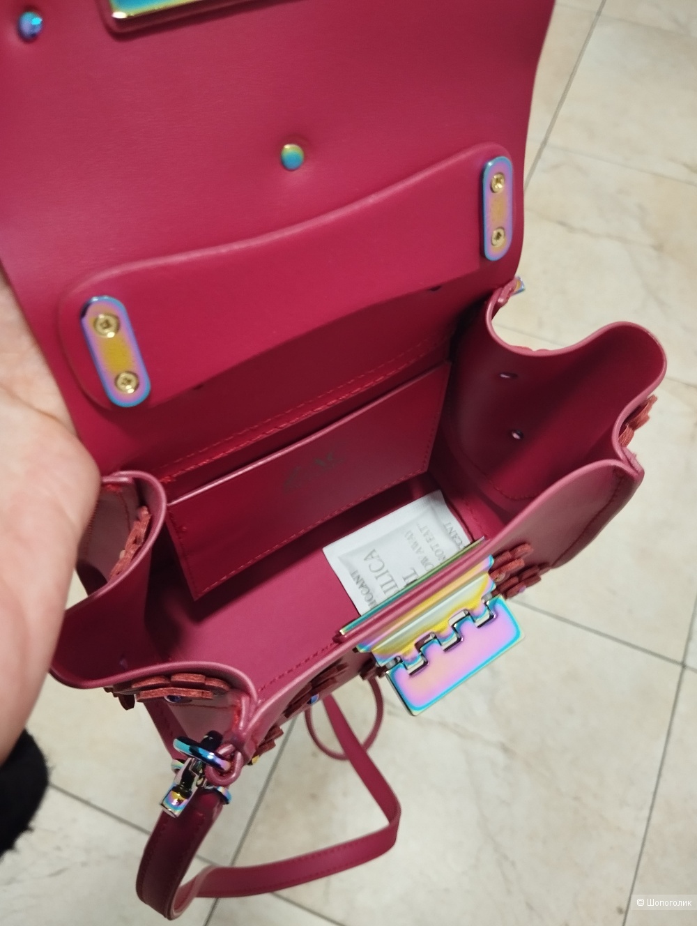 Сумочка Zac Posen, ширина 9 см, длина от 16 до 18 см, высота 14 см