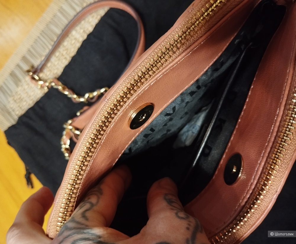 Сумка DKNY, кожа, 21*17*5 см