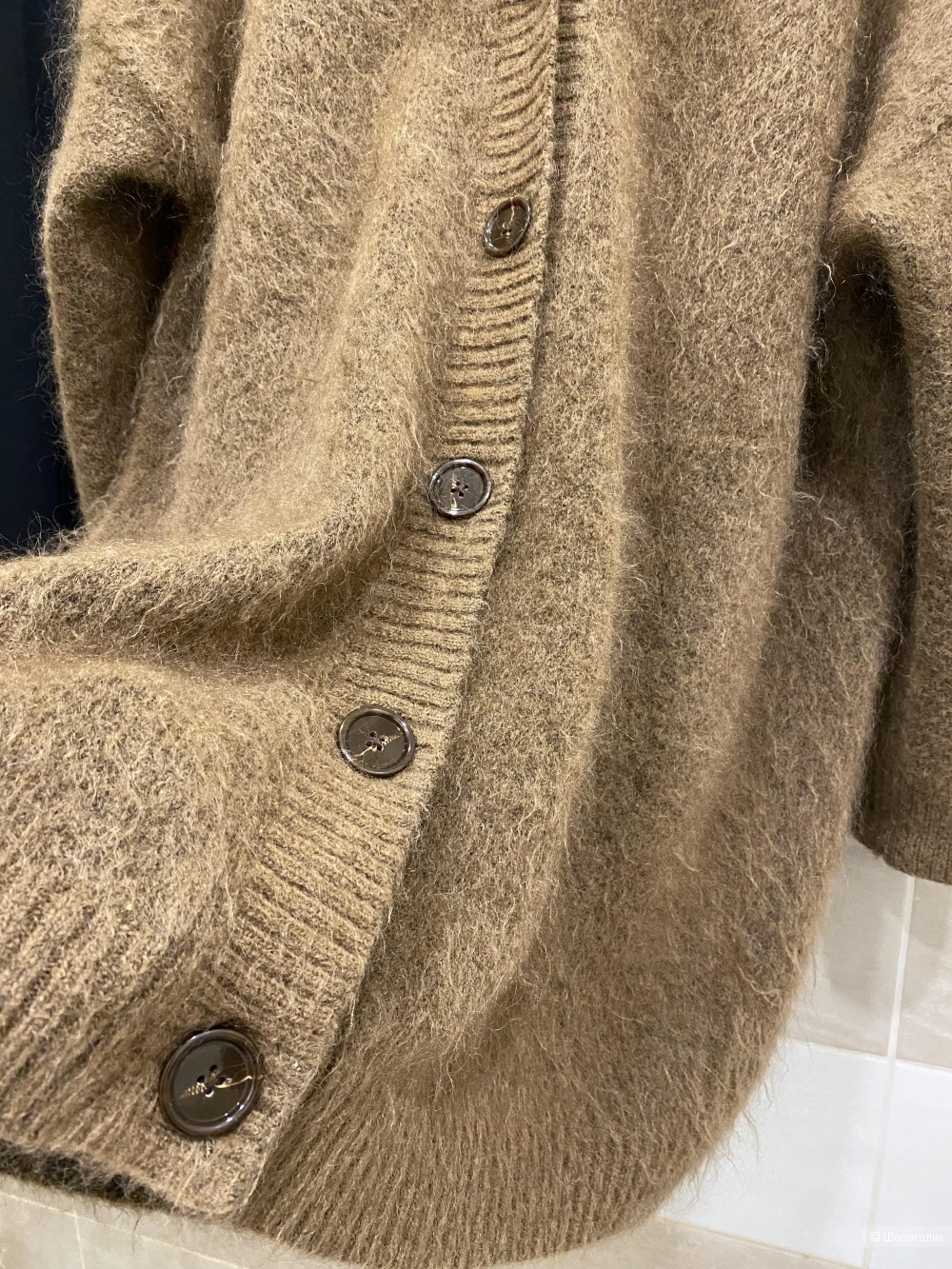 Кардиган из шерсти яка и мохера от Acne Studios. Размер S-XXXL