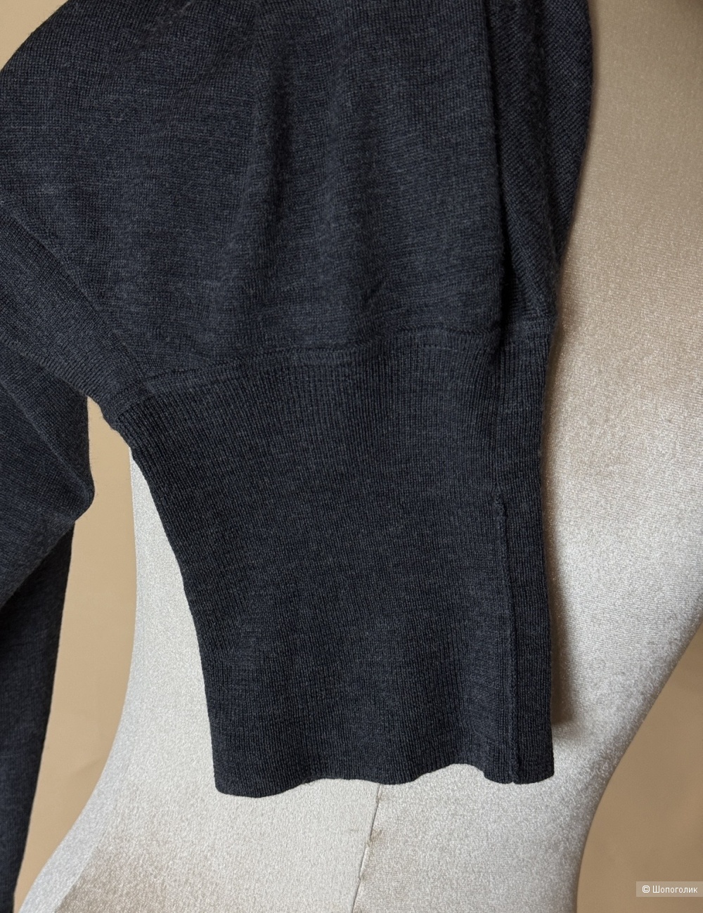 Водолазка uniqlo размер -S,M