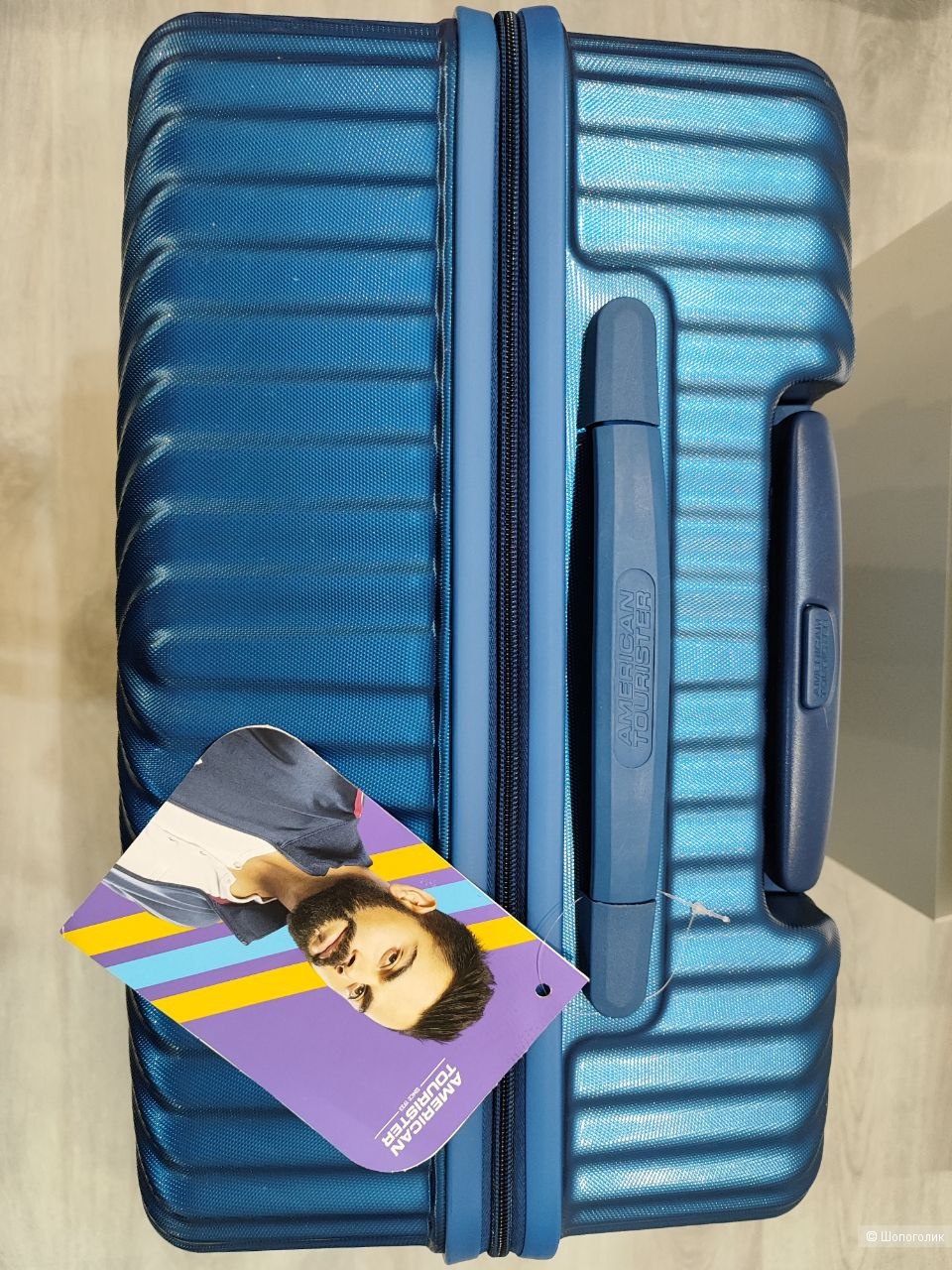 Чемодан American Tourister M и рюкзак American Tourister