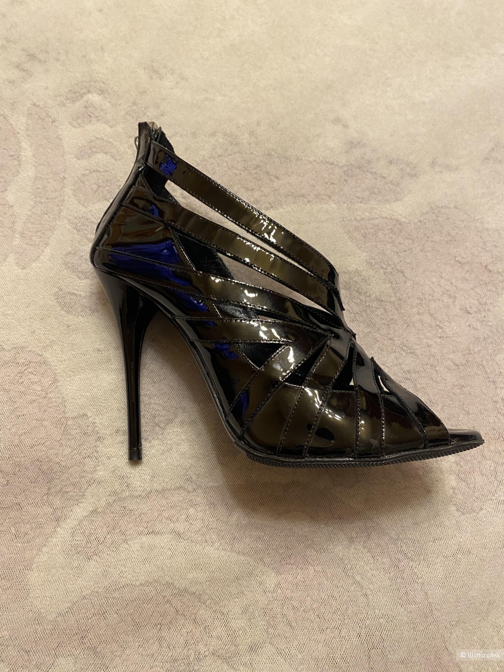 Ботильоны лаковые BALMAIN   36р.