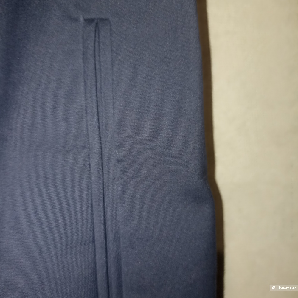 SALVATORE FERRAGAMO брюки р 44