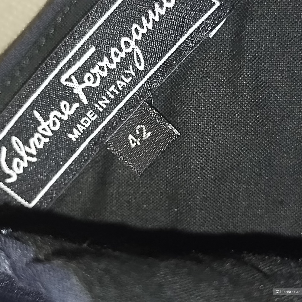 SALVATORE FERRAGAMO брюки р 44