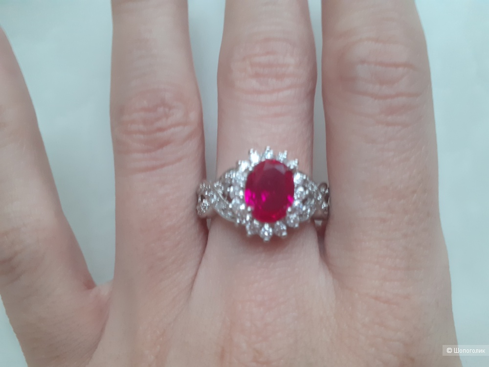 Кольцо с рубином, размер 17