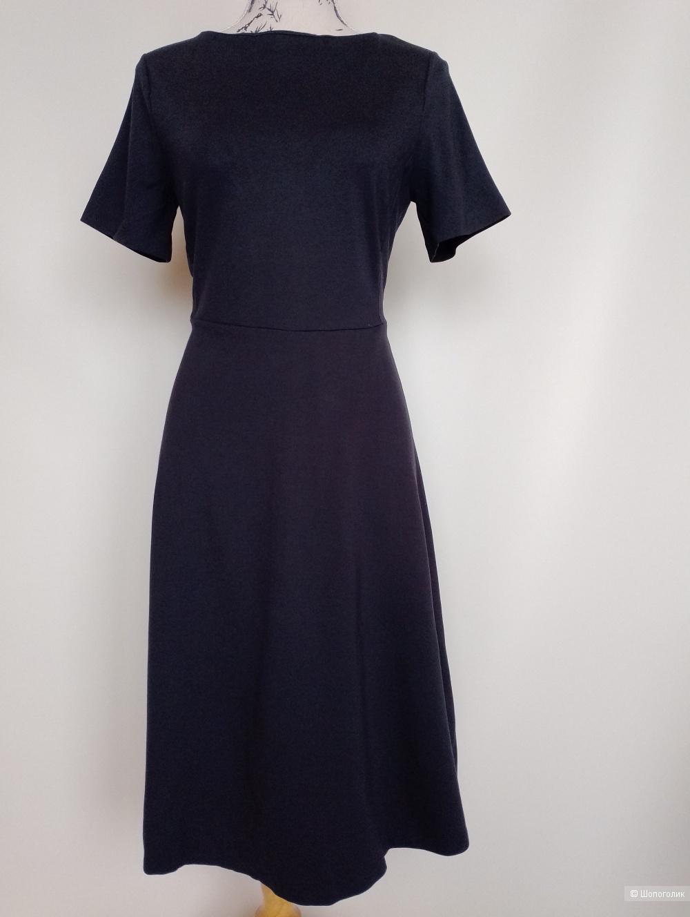 Платье Uniqlo из вискозы расклешеная юбка, S