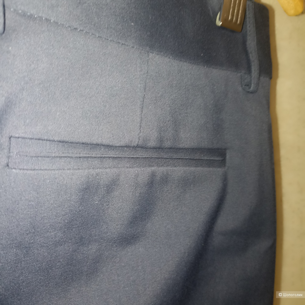 SALVATORE FERRAGAMO брюки р 44