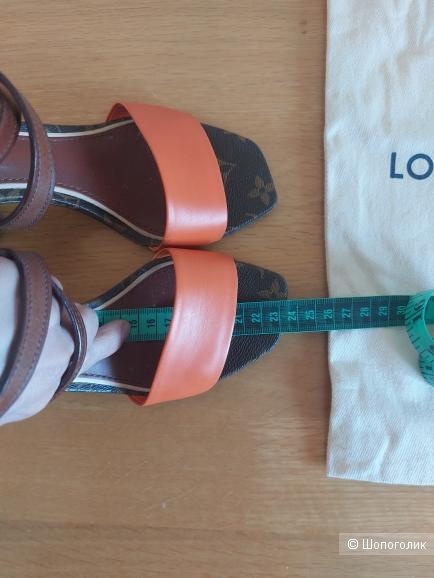 Босоножки Louis Vuitton размер 36,5