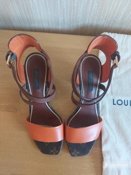Босоножки Louis Vuitton размер 36,5