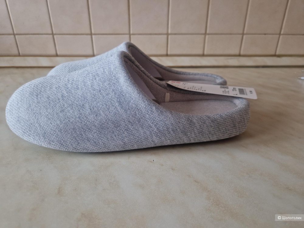 Новые тапки Uniqlo. 41-42
