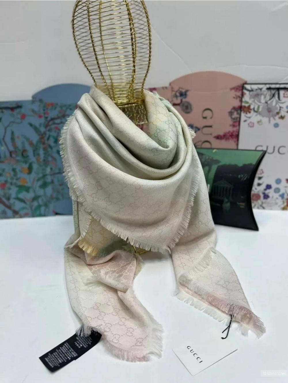 Платок Gucci, 140 на 140