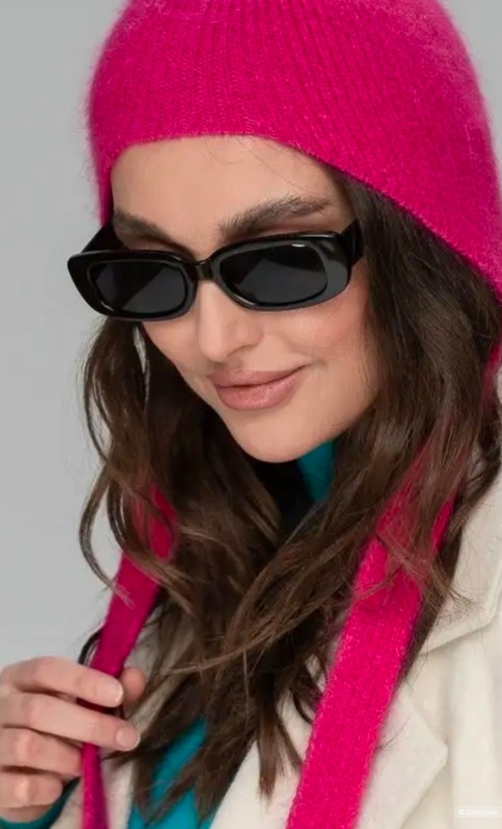 Теплый комплект: шапка-чепчик и шарф