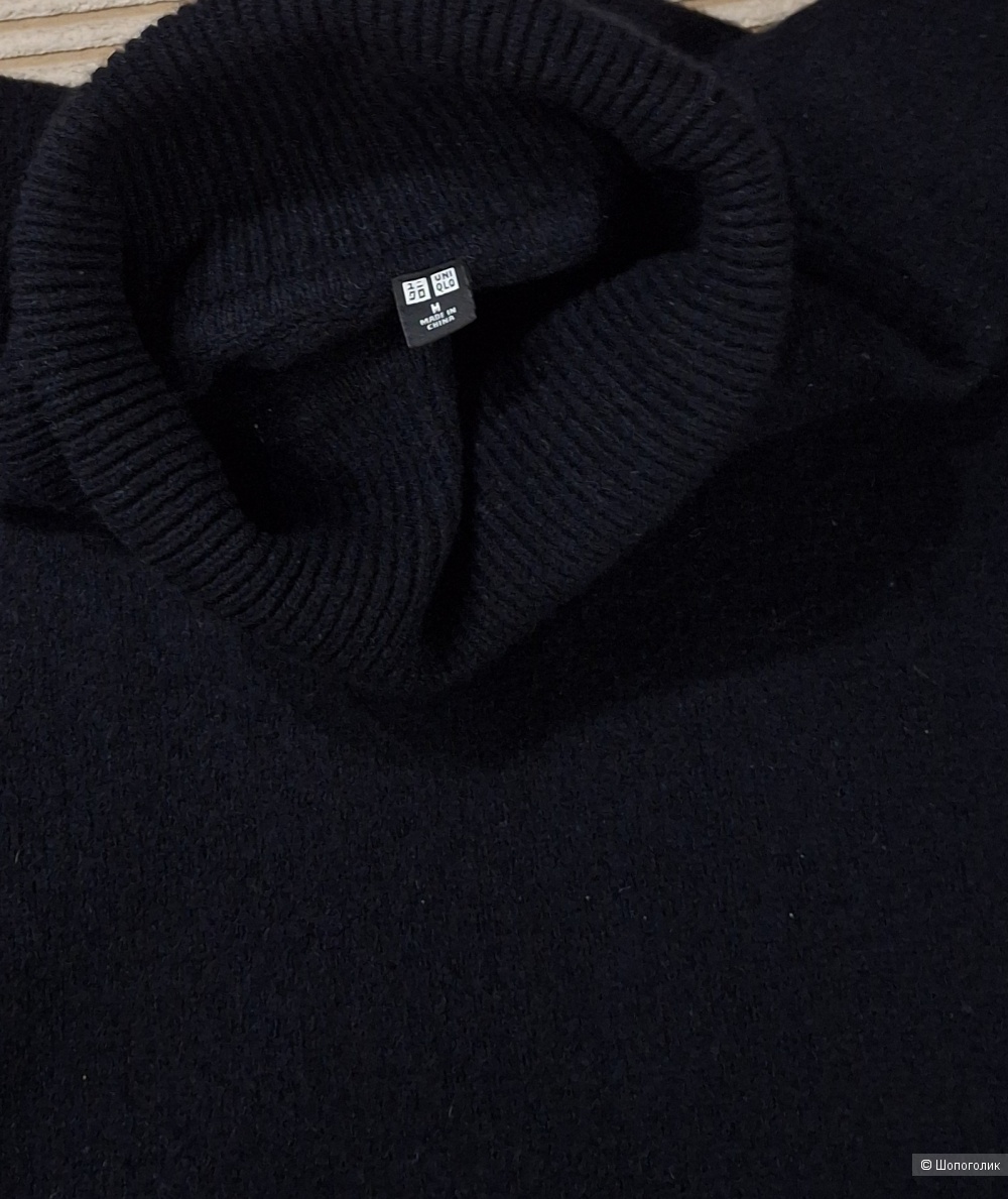 Шерстяной свитер Uniqlo/M