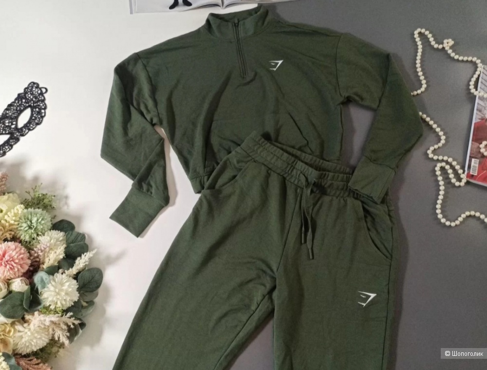 Gymshark    Спортивный костюм  40/42