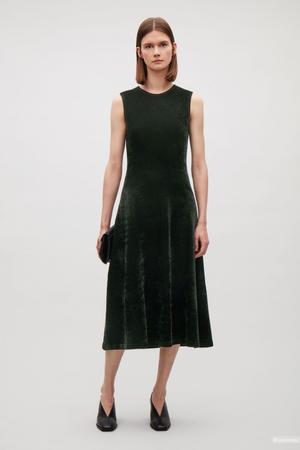 Платье  COS размер М 170 96А