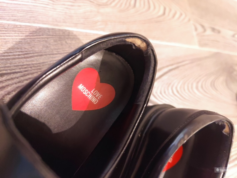 Лоферы Moschino 38