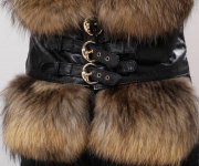 жилетка вид спереди близко.jpg