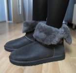 uggs8.jpg