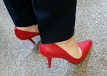 red pumps.jpg