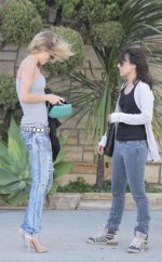 AnnaLynne_McCord_diesel-matic-jeans-jt3.jpg