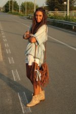 blue-zara-blouse-white-h-m-shorts-beige-asos-boots-brown-zara-purse-silv_4001.jpg